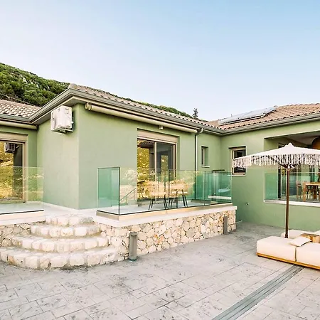 Villa Ieros *
